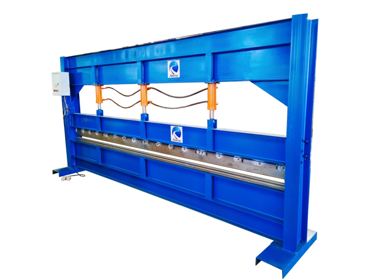 Heavy-Duty Multi-Cylinder Hydraulic Press Brake | Long-Span Sheet Metal Bending Machine